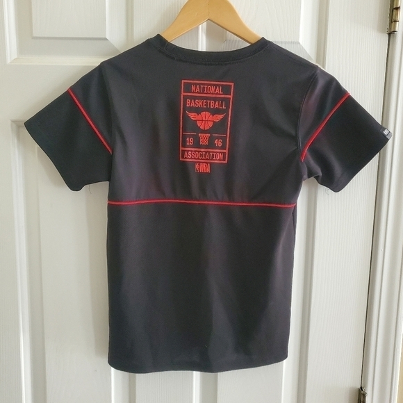 NBA tshirt kids Medium - Picture 2 of 8